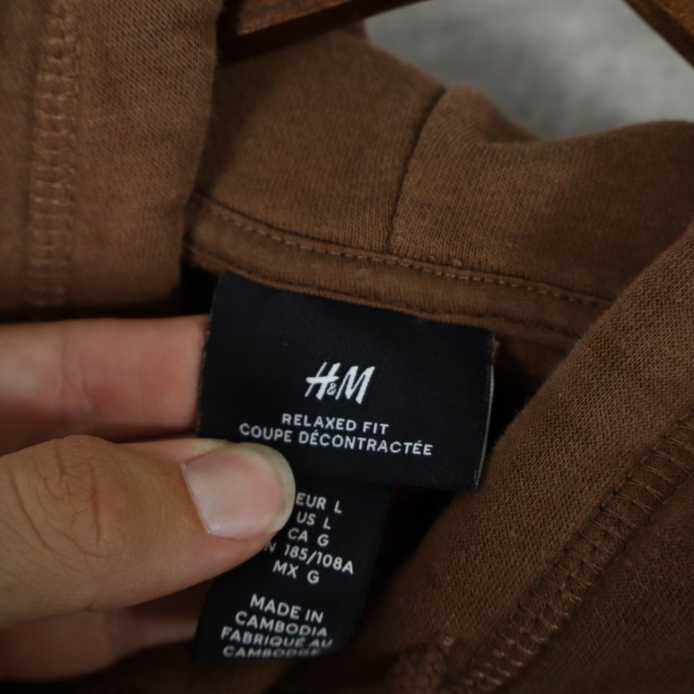 H&M Relaxed Fit Hoodie Large Brown Essential Pullover Sweatshirt - Picture 3 of 7